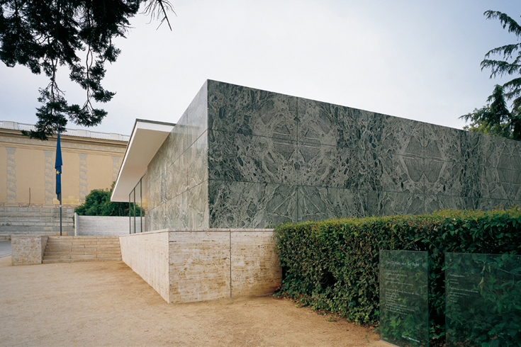 Catering Barcelona Mies Van Der Rohe